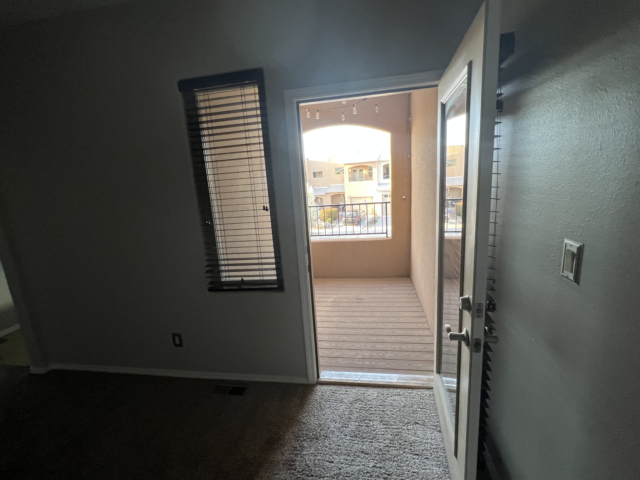 Balcony - 1704 Band Saw Plz NW