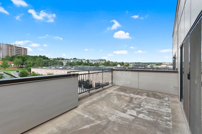 Building Photo - 402 Stabler Ln