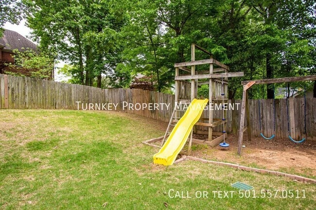 Building Photo - 14205 Longtree Dr