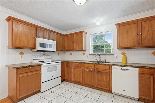 Building Photo - 4043 Gray Oak Pl