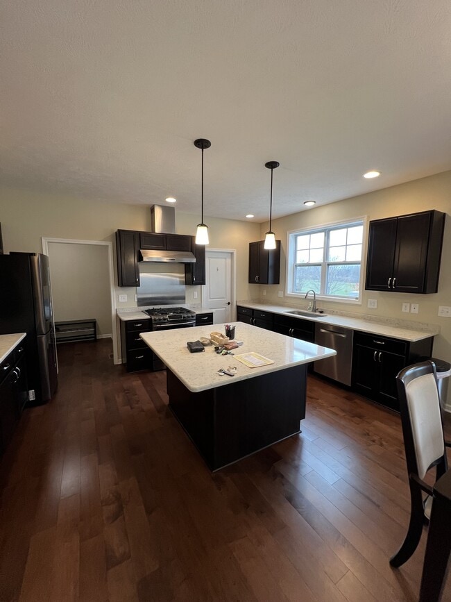 Building Photo - 2738 Kittansett Dr