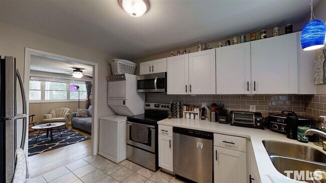 Building Photo - 2507 Ricky Cir