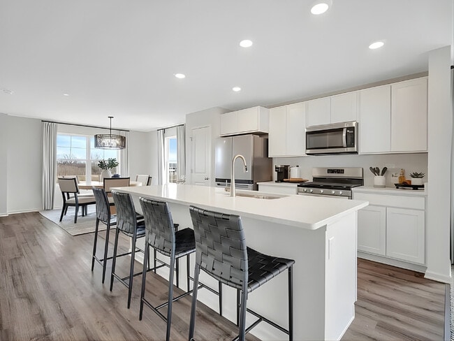 Building Photo - 367 Bridgeview Ct