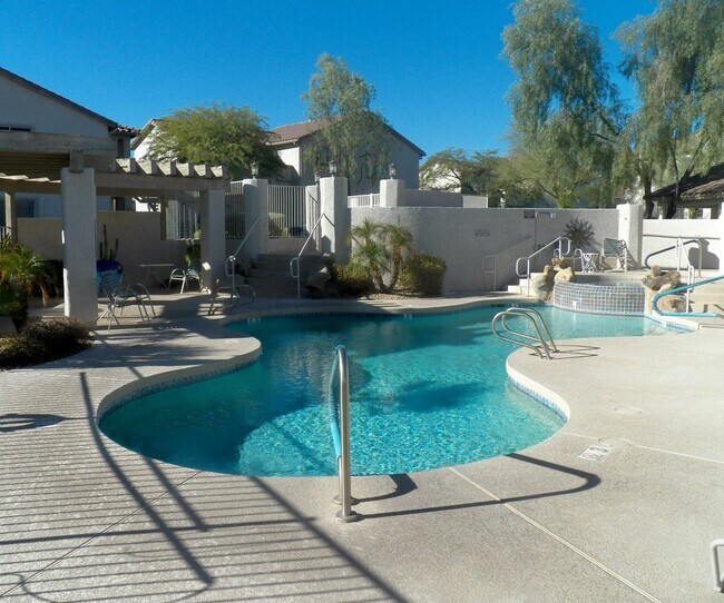 Building Photo - 9750 N Monterey Dr