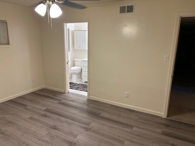 Building Photo - 23 W Robinhood Dr