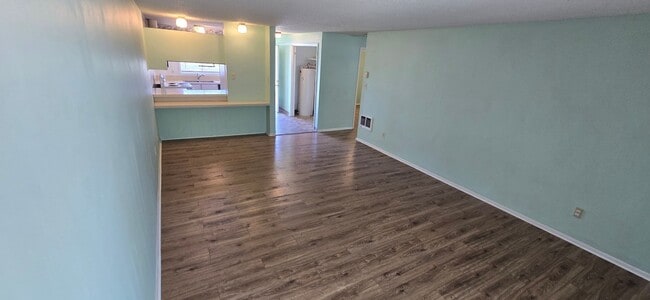 Building Photo - 3224 Summers Ln