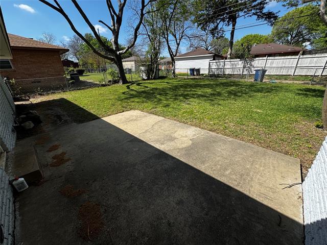 Building Photo - 923 Green Castle Dr