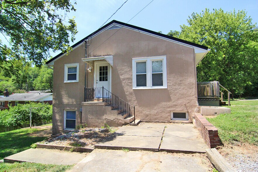 Building Photo - 1517 Wayne St