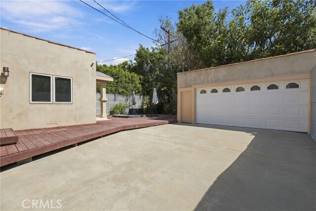 Building Photo - 642 N Crescent Heights Blvd
