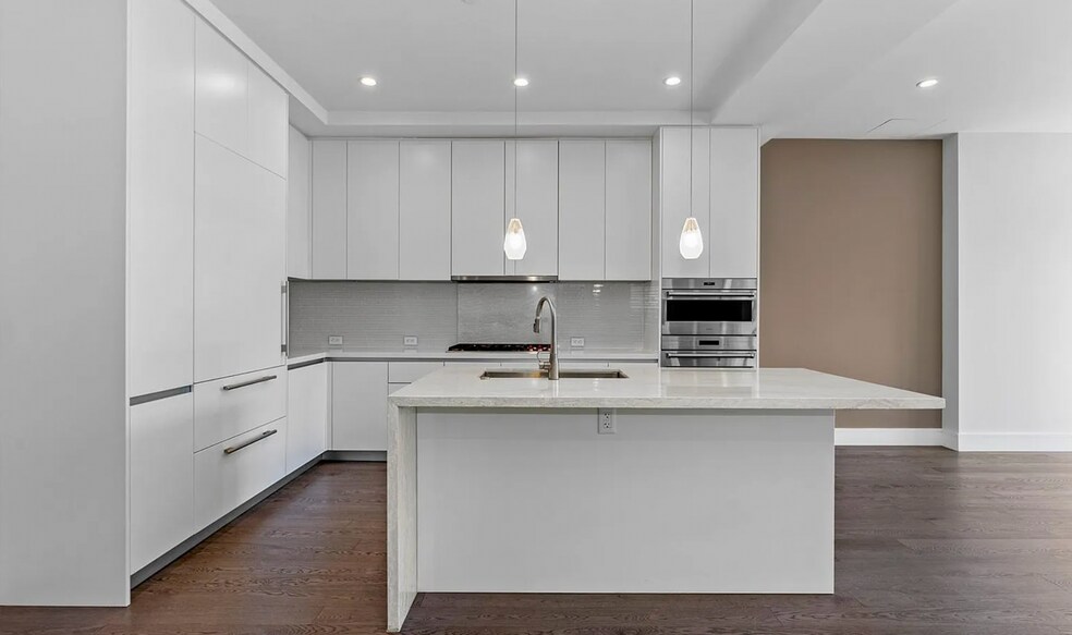 Primary Photo - 1901 Wazee St