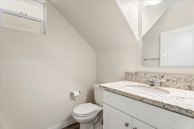 Building Photo - 6200 Fowler Ave