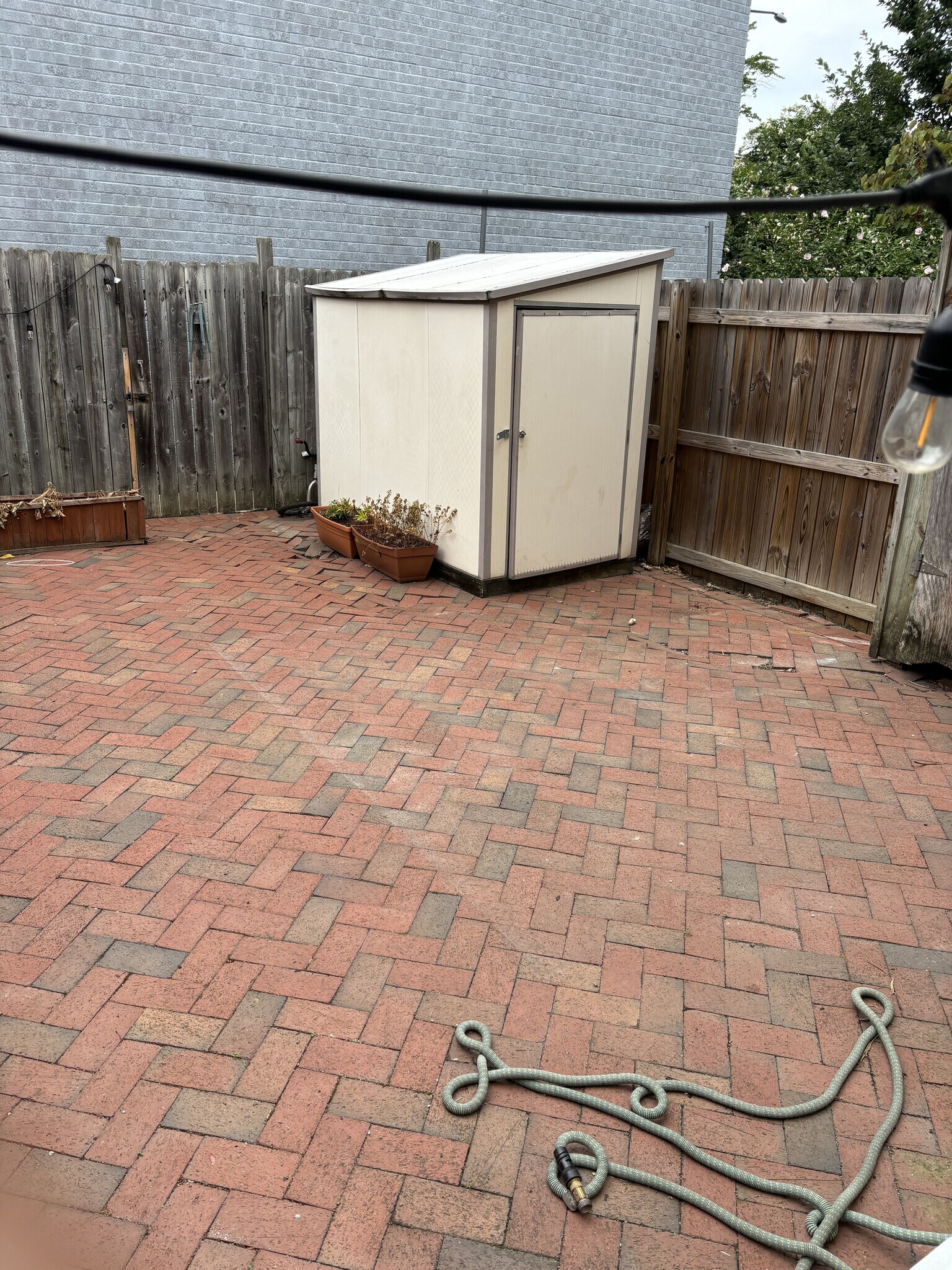 Back Patio - 1022 G St NE