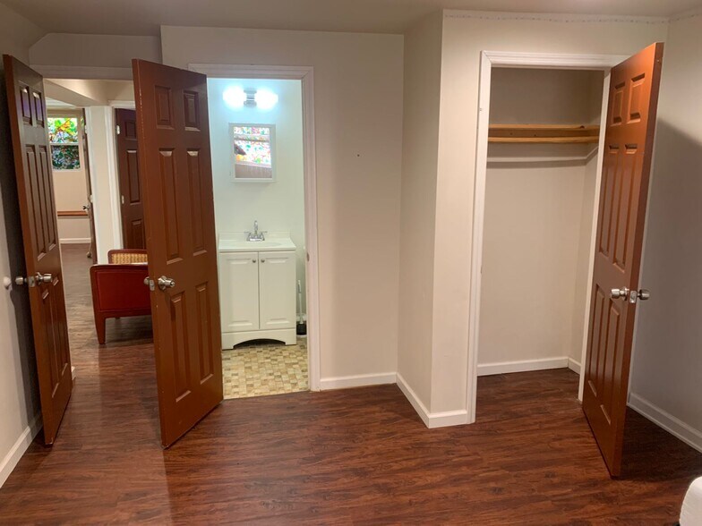 Building Photo - 2152 12th St