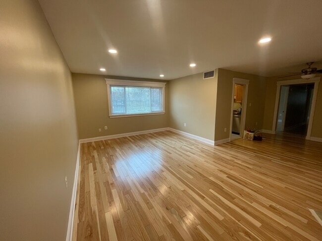 Building Photo - 11512 Bucknell Dr