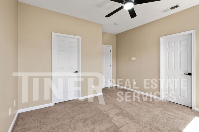 Building Photo - 2371 Snowberry Cir