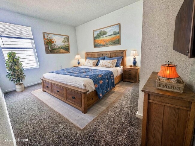 Building Photo - 10618 Nye Pass