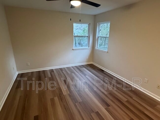 Building Photo - 107 Juniper Pl