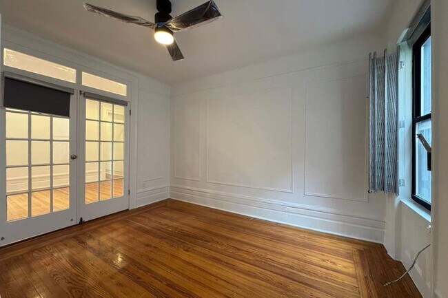 Building Photo - 31 E 127th St