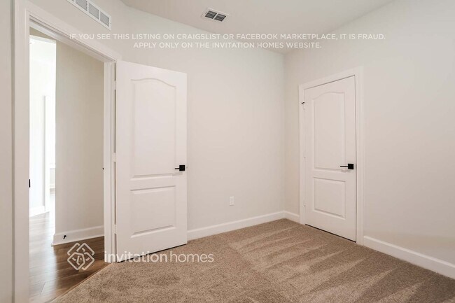 Building Photo - 590 Morgans Treasure Rd