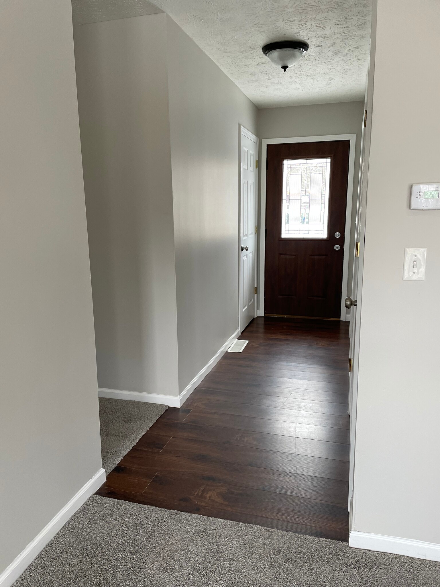 Building Photo - 1100 Riverton Dr