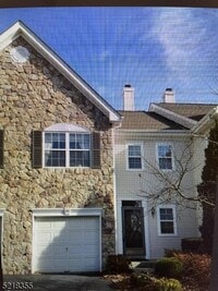 Building Photo - 25 Mayflower Dr