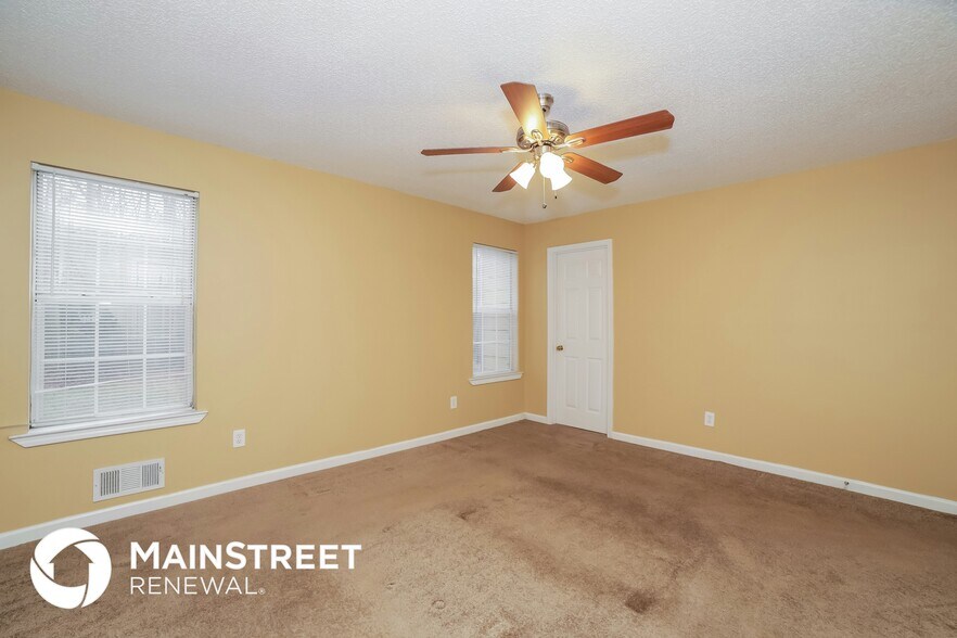 Building Photo - 111 Brandon Woods Cir