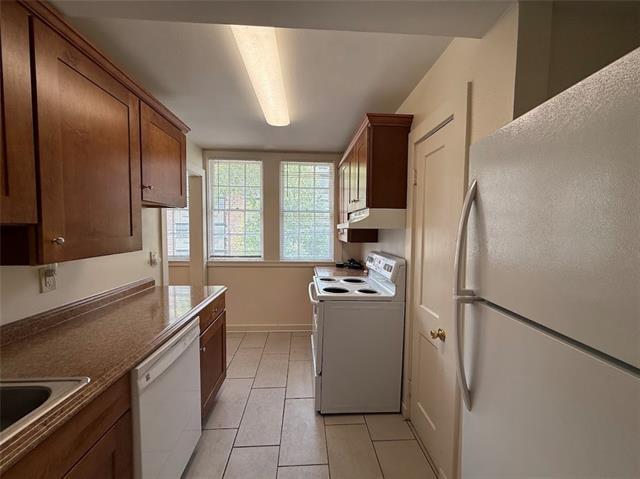 Building Photo - 1324 Foucher St