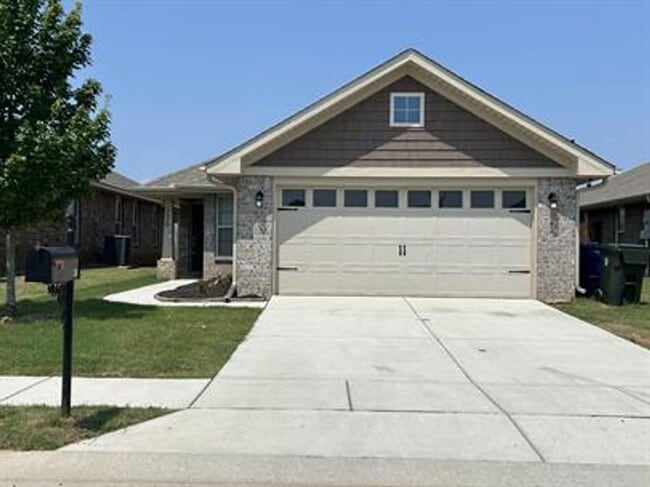 Building Photo - 130 Joe Fletcher Dr