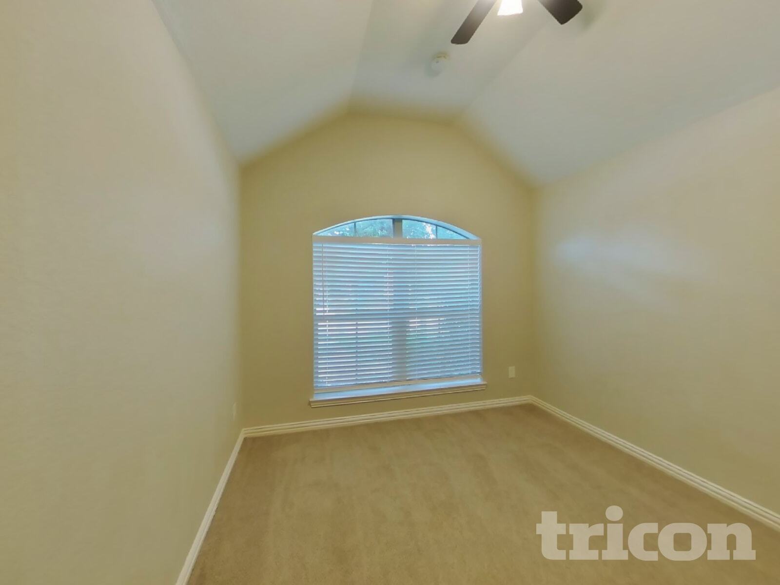 Building Photo - 207 Range Rd