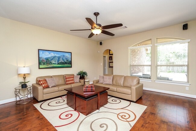 Building Photo - 6115 Sawland Dr