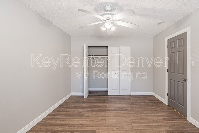 Building Photo - 2882 W Eliot Cir