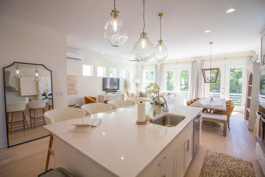 Building Photo - 141 Valdare Ln