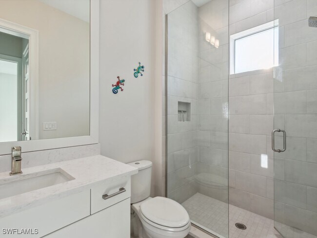 Building Photo - 6509 Dominica Dr