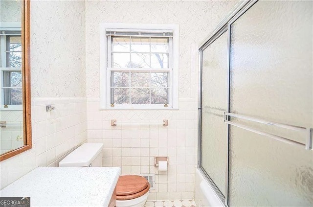 Building Photo - 5547 Prince Phillip Way SW