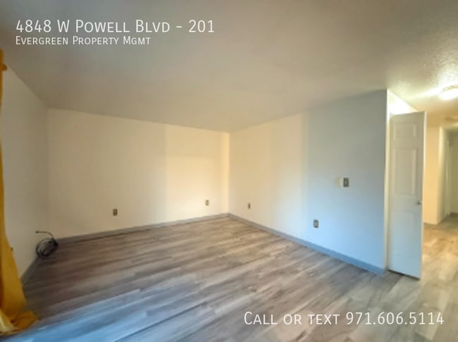 Building Photo - 4848 W Powell Blvd