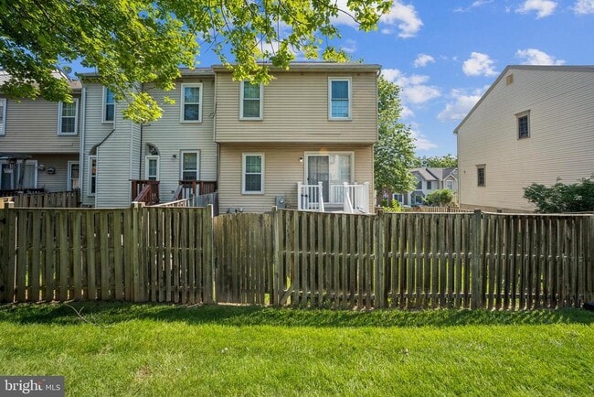 Building Photo - 10819 Campaign Ct
