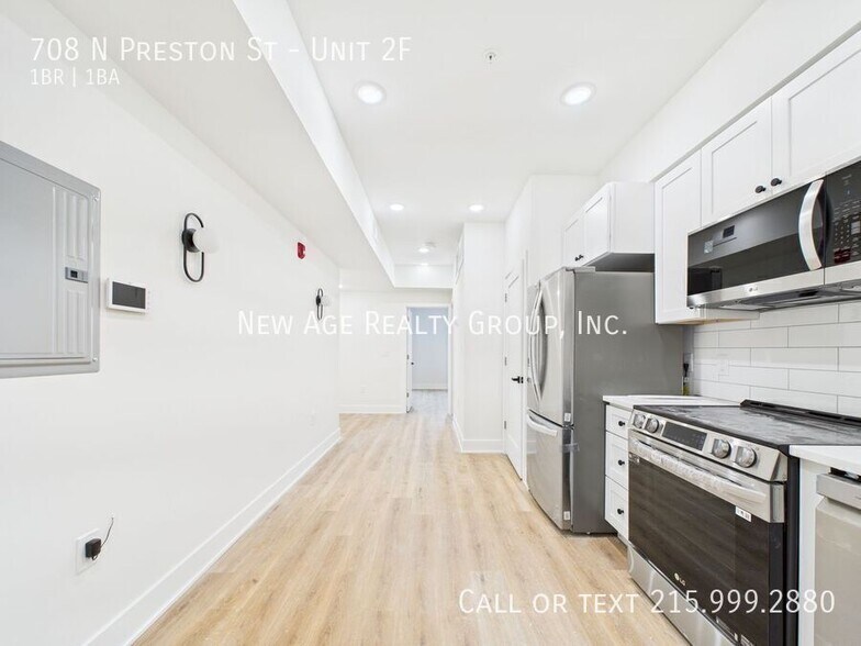 Building Photo - 708 N Preston St