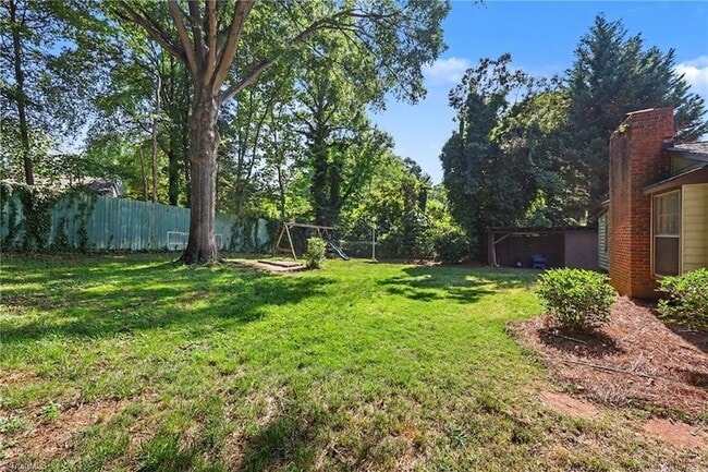 Building Photo - 1249 Wedgewood Dr