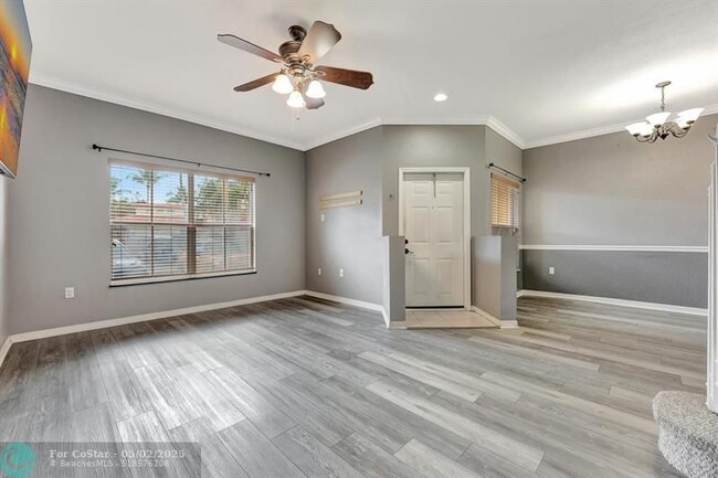 Building Photo - 3315 Merrick Ln