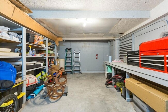 Building Photo - 3604 E Maritana Dr