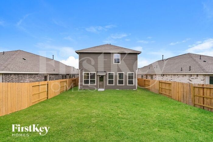 Building Photo - 6221 Arcadia Sound Ln