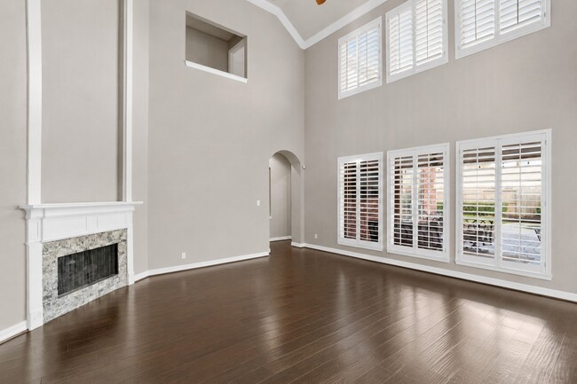 Building Photo - 2822 Taylorcrest