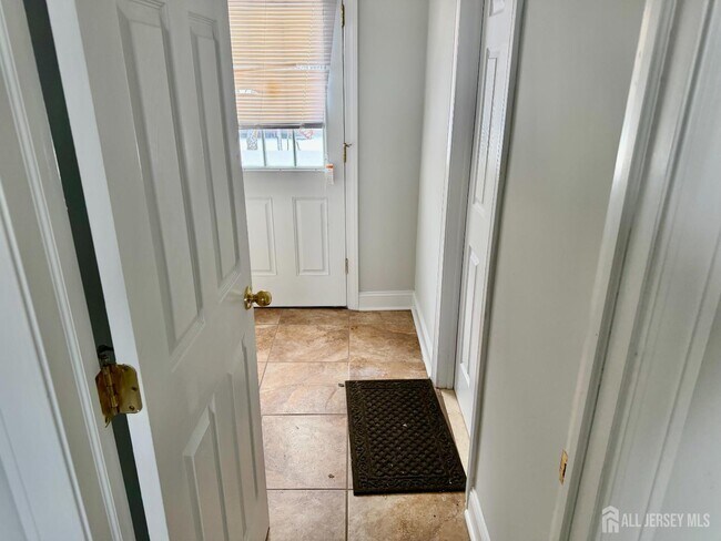 Building Photo - 139 Rues Ln