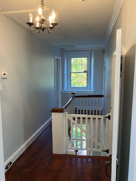 Building Photo - 509 S Bethlehem Pike