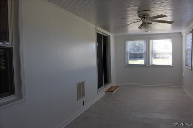 Building Photo - 17120 Nash Rd