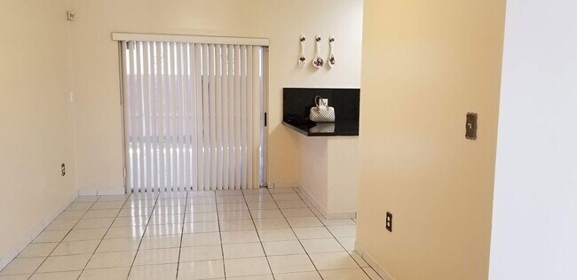 Building Photo - 9362 NW 121st St