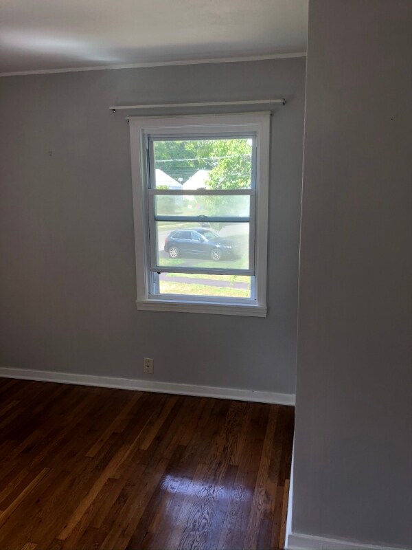 Building Photo - 20 Elmhurst Cir