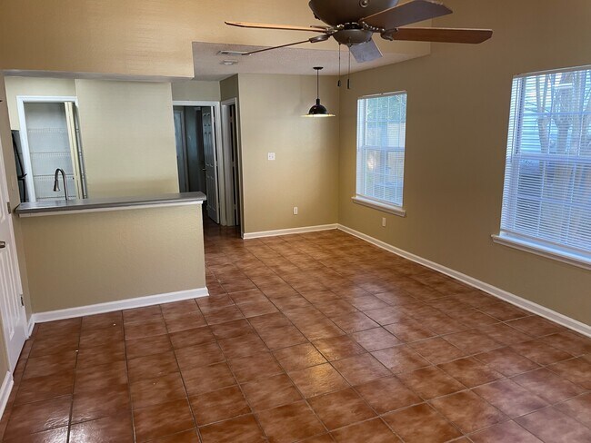 Building Photo - 2470 Nugget Ln