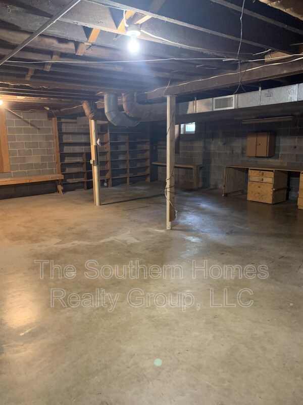 Building Photo - 115 Co Rd 576