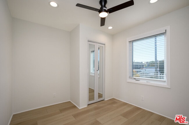 Building Photo - 14730 Firmona Ave